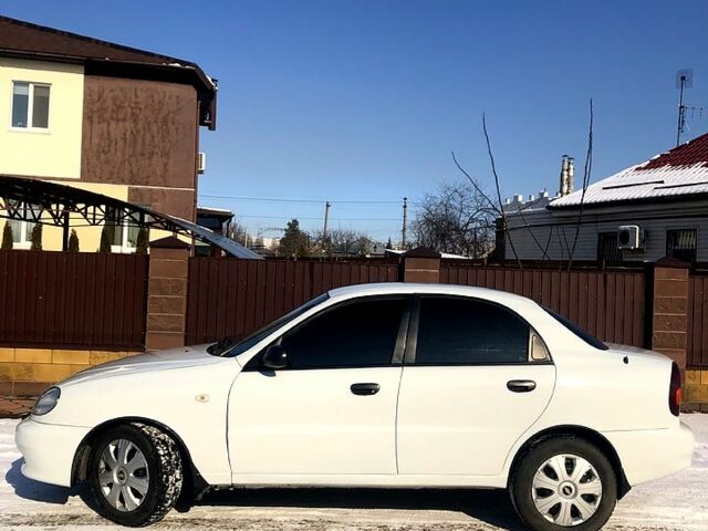 Дэу Ланос, объемом двигателя 15 л и пробегом 134 тыс. км за 3200 $, фото 3 на Automoto.ua