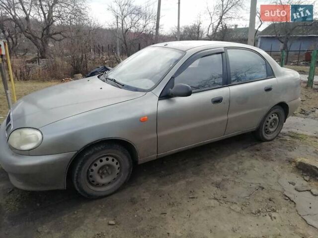 Деу Ланос, об'ємом двигуна 1.5 л та пробігом 199 тис. км за 2000 $, фото 4 на Automoto.ua