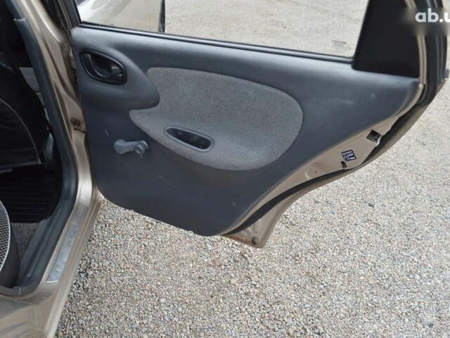 Дэу Ланос, объемом двигателя 0 л и пробегом 268 тыс. км за 2900 $, фото 13 на Automoto.ua