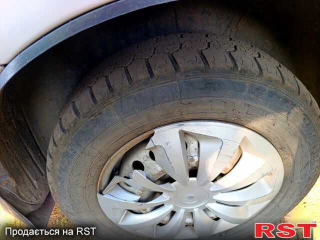 Дэу Ланос, объемом двигателя 1.5 л и пробегом 380 тыс. км за 2000 $, фото 5 на Automoto.ua