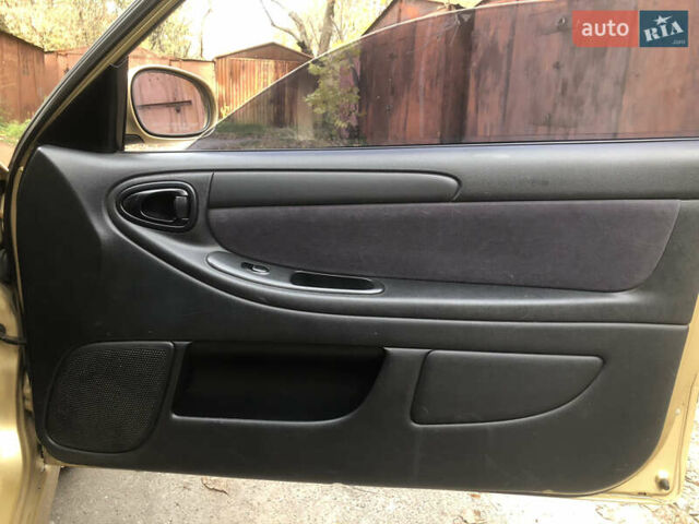 Желтый Дэу Ланос, объемом двигателя 1.6 л и пробегом 215 тыс. км за 2500 $, фото 9 на Automoto.ua