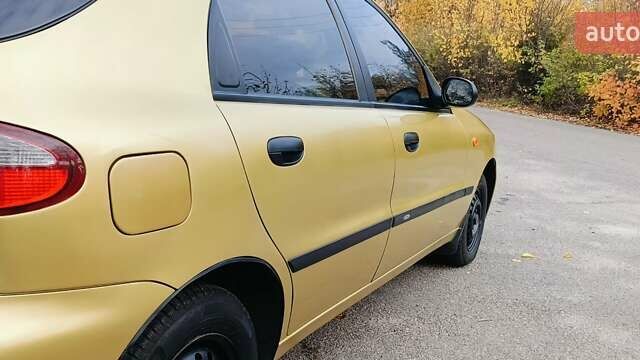 Дэу Ланос 2007 в Запорожье на Automoto.ua Желтый Дэу Ланос, объемом двигателя 1.5 л и пробегом 89 тыс. км за 3200 $, фото 1 на Automoto.ua
