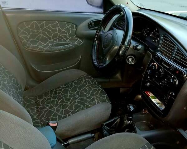 Дэу Ланос 2002 в Харькове на Automoto.ua Желтый Дэу Ланос, объемом двигателя 1.5 л и пробегом 190 тыс. км за 1800 $, фото 2 на Automoto.ua
