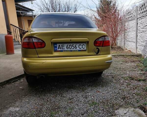 Желтый Дэу Ланос, объемом двигателя 1.5 л и пробегом 170 тыс. км за 2300 $, фото 4 на Automoto.ua