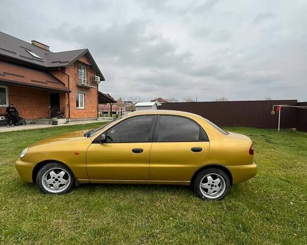 Жовтий Деу Ланос, об'ємом двигуна 1.5 л та пробігом 289 тис. км за 1800 $, фото 4 на Automoto.ua