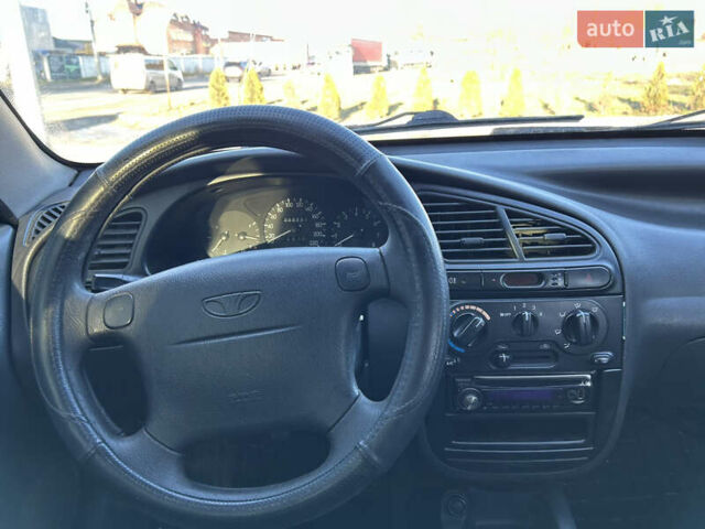 Жовтий Деу Ланос, об'ємом двигуна 1.5 л та пробігом 268 тис. км за 1800 $, фото 10 на Automoto.ua