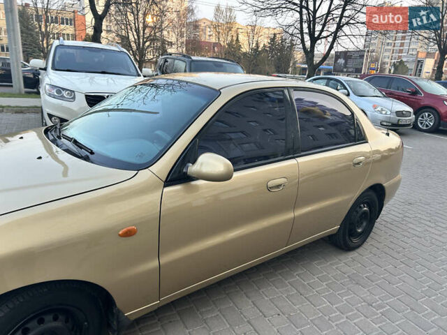 Желтый Дэу Ланос, объемом двигателя 1.6 л и пробегом 240 тыс. км за 2700 $, фото 9 на Automoto.ua