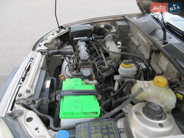 Дэу Ланос 2004 в Днепре (Днепропетровске) на Automoto.ua Желтый Дэу Ланос, объемом двигателя 1.5 л и пробегом 147 тыс. км за 3500 $, фото 6 на Automoto.ua