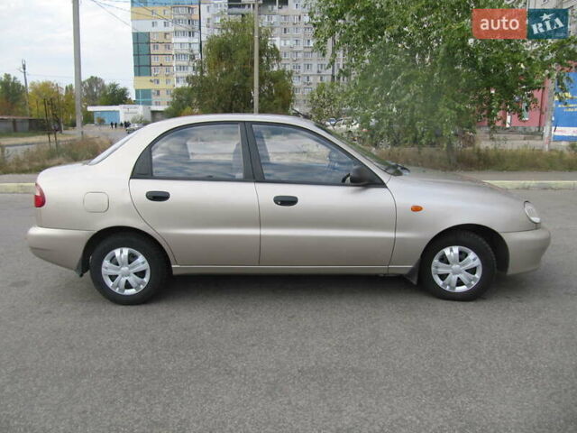 Дэу Ланос 2004 в Днепре (Днепропетровске) на Automoto.ua Желтый Дэу Ланос, объемом двигателя 1.5 л и пробегом 147 тыс. км за 3500 $, фото 17 на Automoto.ua