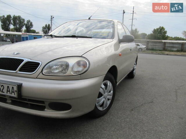 Дэу Ланос 2004 в Днепре (Днепропетровске) на Automoto.ua Желтый Дэу Ланос, объемом двигателя 1.5 л и пробегом 147 тыс. км за 3500 $, фото 19 на Automoto.ua