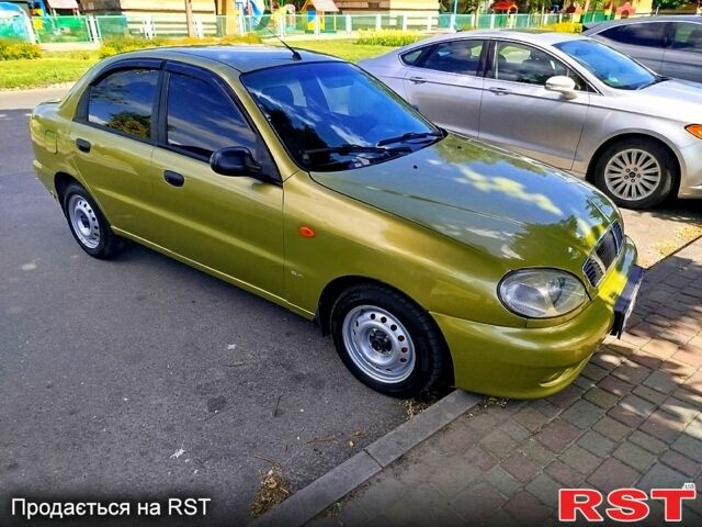 Желтый Дэу Ланос, объемом двигателя 1.6 л и пробегом 171 тыс. км за 2850 $, фото 1 на Automoto.ua
