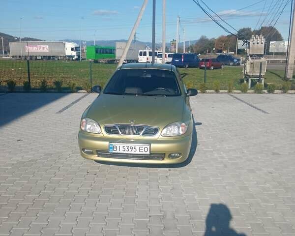 Желтый Дэу Ланос, объемом двигателя 1.5 л и пробегом 227 тыс. км за 2800 $, фото 1 на Automoto.ua