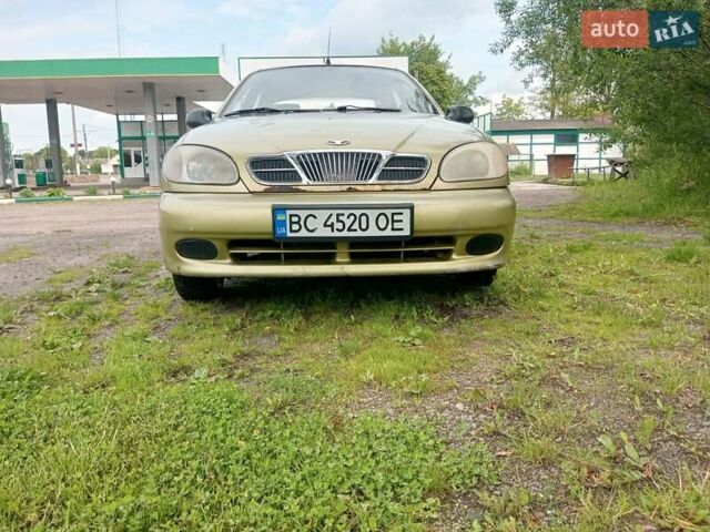 Желтый Дэу Ланос, объемом двигателя 1.5 л и пробегом 215 тыс. км за 1100 $, фото 1 на Automoto.ua