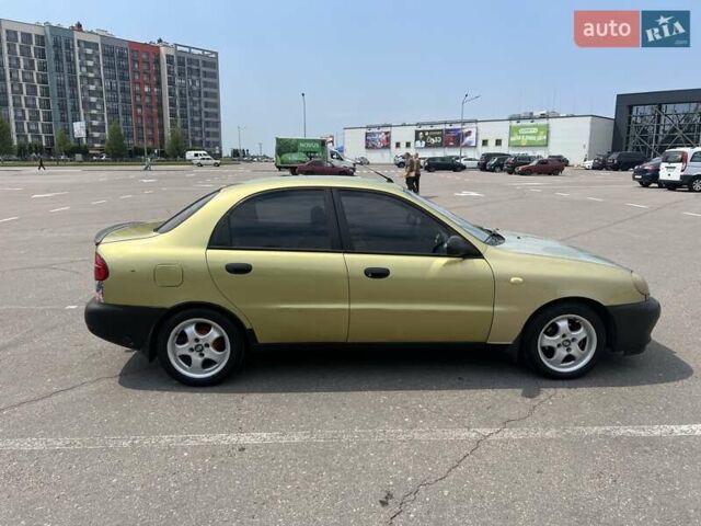 Жовтий Деу Ланос, об'ємом двигуна 1.5 л та пробігом 160 тис. км за 2400 $, фото 3 на Automoto.ua