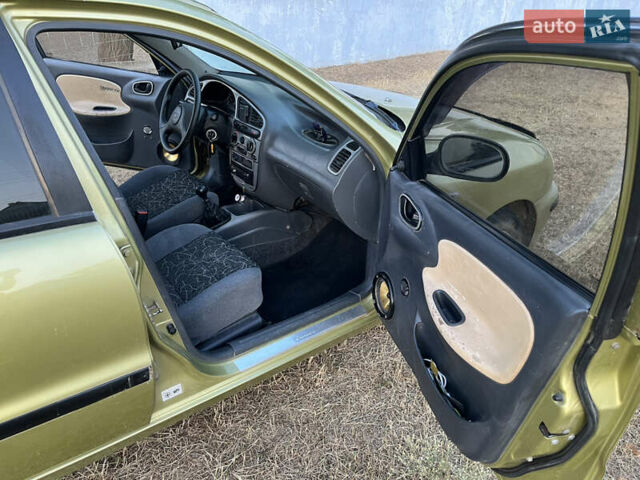 Жовтий Деу Ланос, об'ємом двигуна 1.5 л та пробігом 133 тис. км за 2500 $, фото 5 на Automoto.ua