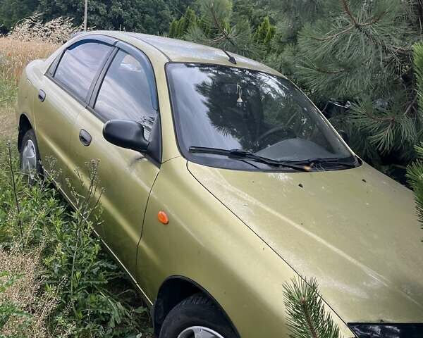 Жовтий Деу Ланос, об'ємом двигуна 1.5 л та пробігом 73 тис. км за 2000 $, фото 2 на Automoto.ua
