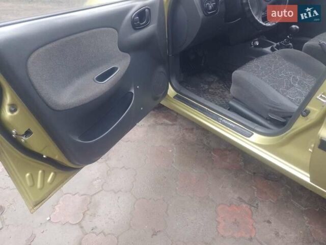 Желтый Дэу Ланос, объемом двигателя 1.5 л и пробегом 190 тыс. км за 1750 $, фото 26 на Automoto.ua