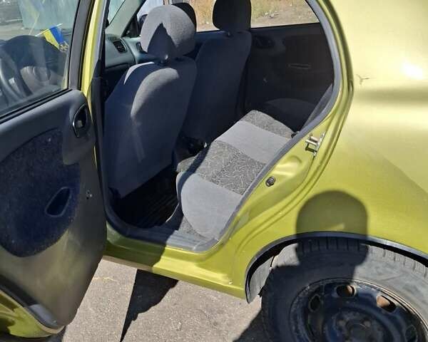 Желтый Дэу Ланос, объемом двигателя 1.5 л и пробегом 215 тыс. км за 1600 $, фото 5 на Automoto.ua