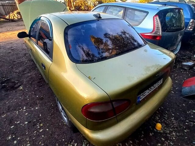 Деу Ланос 2007 у Вознесенске на Automoto.ua Жовтий Деу Ланос, об'ємом двигуна 1.4 л та пробігом 190 тис. км за 1200 $, фото 4 на Automoto.ua
