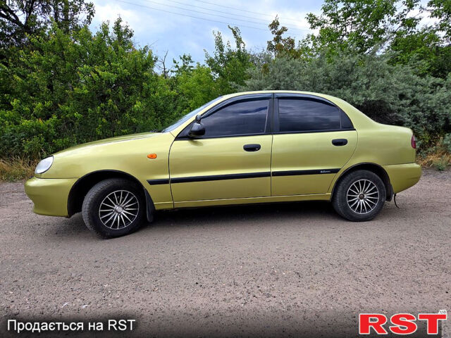 Жовтий Деу Ланос, об'ємом двигуна 1.5 л та пробігом 170 тис. км за 2800 $, фото 1 на Automoto.ua