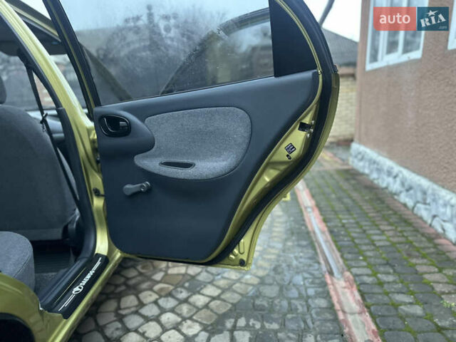 Жовтий Деу Ланос, об'ємом двигуна 1.5 л та пробігом 145 тис. км за 2850 $, фото 21 на Automoto.ua