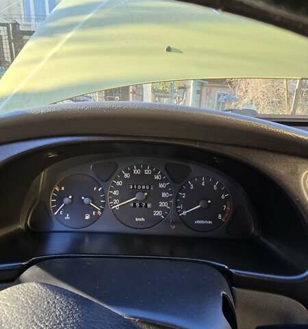 Желтый Дэу Ланос, объемом двигателя 1.5 л и пробегом 310 тыс. км за 1500 $, фото 6 на Automoto.ua