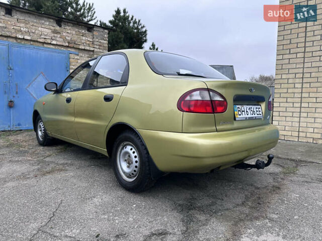 Жовтий Деу Ланос, об'ємом двигуна 1.4 л та пробігом 64 тис. км за 2550 $, фото 2 на Automoto.ua