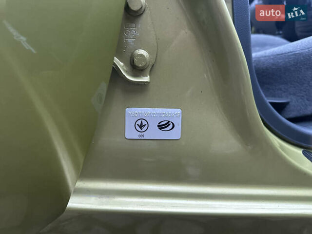 Жовтий Деу Ланос, об'ємом двигуна 1.5 л та пробігом 145 тис. км за 2850 $, фото 29 на Automoto.ua