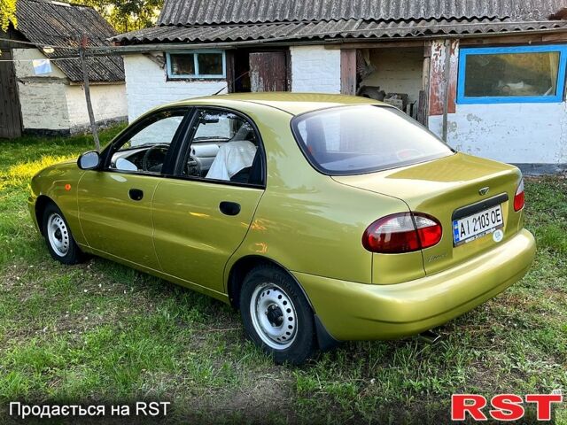 Желтый Дэу Ланос, объемом двигателя 1.5 л и пробегом 43 тыс. км за 4500 $, фото 4 на Automoto.ua