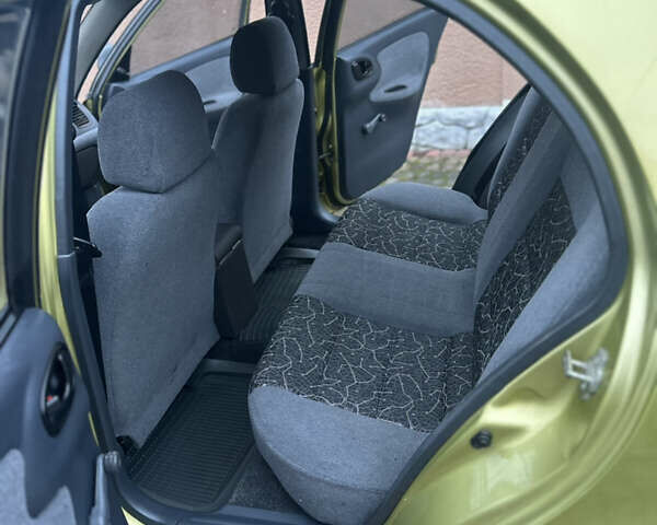 Жовтий Деу Ланос, об'ємом двигуна 1.5 л та пробігом 145 тис. км за 2850 $, фото 24 на Automoto.ua