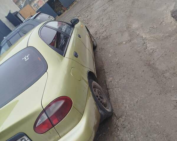 Желтый Дэу Ланос, объемом двигателя 1.5 л и пробегом 200 тыс. км за 1300 $, фото 2 на Automoto.ua