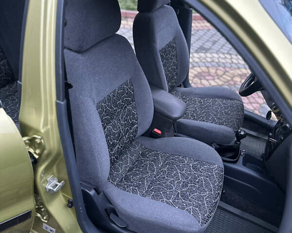 Жовтий Деу Ланос, об'ємом двигуна 1.5 л та пробігом 145 тис. км за 2850 $, фото 25 на Automoto.ua