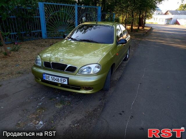 Жовтий Деу Ланос, об'ємом двигуна 1.4 л та пробігом 119 тис. км за 2450 $, фото 4 на Automoto.ua