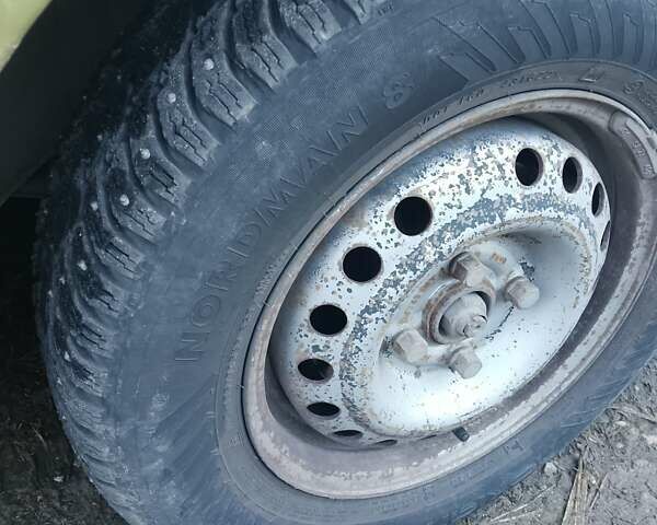 Жовтий Деу Ланос, об'ємом двигуна 1.5 л та пробігом 187 тис. км за 1100 $, фото 7 на Automoto.ua