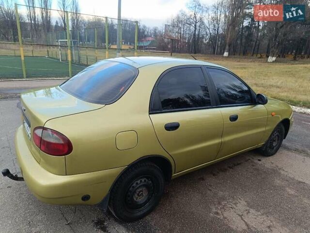 Жовтий Деу Ланос, об'ємом двигуна 1.5 л та пробігом 100 тис. км за 2500 $, фото 1 на Automoto.ua