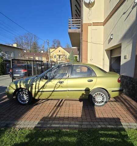 Желтый Дэу Ланос, объемом двигателя 1.5 л и пробегом 310 тыс. км за 1500 $, фото 4 на Automoto.ua