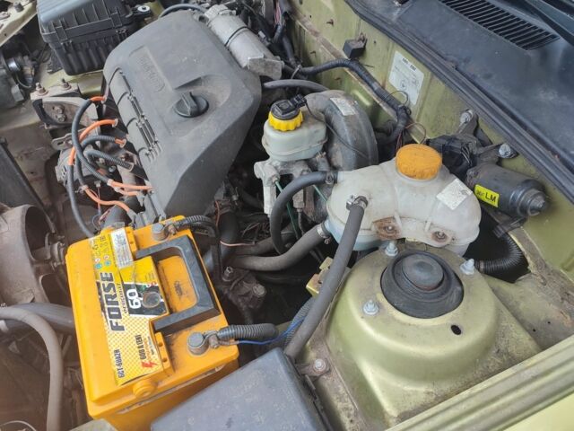 Желтый Дэу Ланос, объемом двигателя 0 л и пробегом 363 тыс. км за 2100 $, фото 9 на Automoto.ua