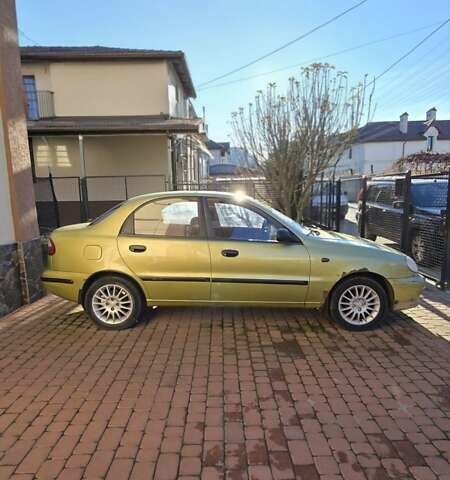 Желтый Дэу Ланос, объемом двигателя 1.5 л и пробегом 310 тыс. км за 1500 $, фото 1 на Automoto.ua