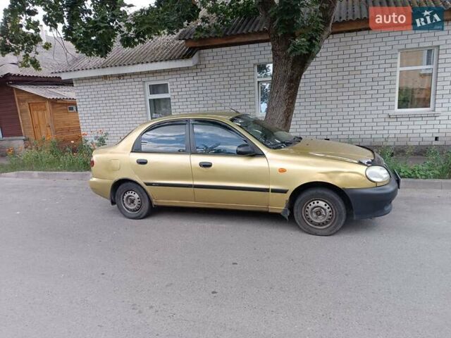 Желтый Дэу Ланос, объемом двигателя 1.5 л и пробегом 244 тыс. км за 1490 $, фото 7 на Automoto.ua