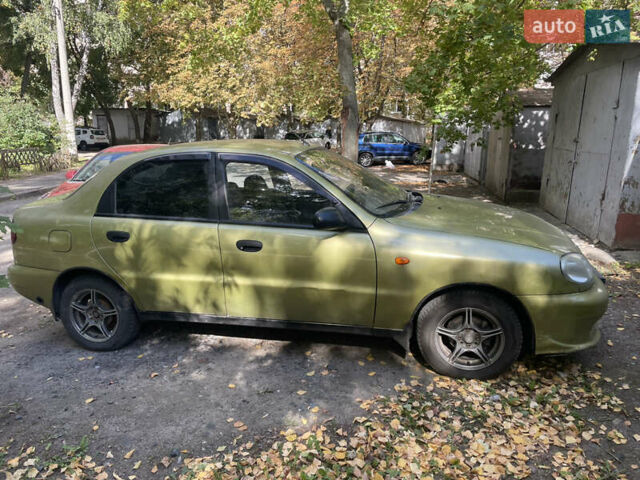 Жовтий Деу Ланос, об'ємом двигуна 1.5 л та пробігом 172 тис. км за 2150 $, фото 2 на Automoto.ua