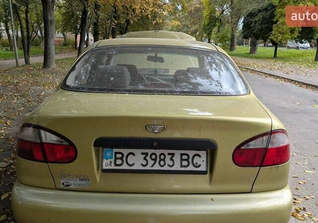 Желтый Дэу Ланос, объемом двигателя 1.5 л и пробегом 122 тыс. км за 2300 $, фото 4 на Automoto.ua