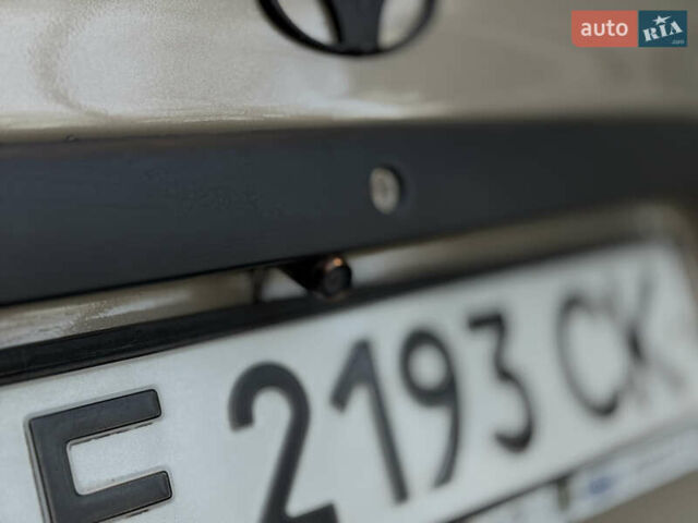 Желтый Дэу Ланос, объемом двигателя 1.6 л и пробегом 115 тыс. км за 2750 $, фото 14 на Automoto.ua