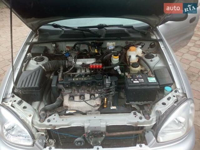 Серый Дэу Ланос, объемом двигателя 1.5 л и пробегом 300 тыс. км за 2000 $, фото 4 на Automoto.ua