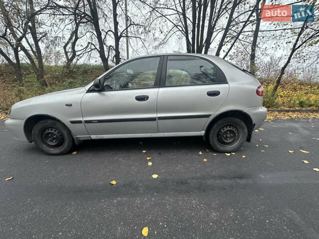 Серый Дэу Ланос, объемом двигателя 1.5 л и пробегом 210 тыс. км за 2200 $, фото 2 на Automoto.ua