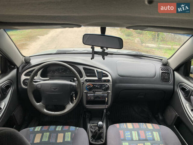 Деу Ланос 2003 у Дніпро (Дніпропетровську) на Automoto.ua Сірий Деу Ланос, об'ємом двигуна 1.6 л та пробігом 224 тис. км за 4000 $, фото 8 на Automoto.ua