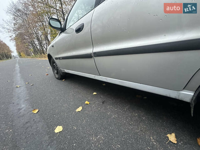 Серый Дэу Ланос, объемом двигателя 1.5 л и пробегом 210 тыс. км за 2200 $, фото 4 на Automoto.ua