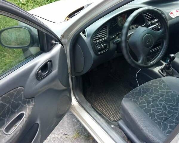 Дэу Ланос 2003 в Киеве на Automoto.ua Серый Дэу Ланос, объемом двигателя 1.5 л и пробегом 233 тыс. км за 2200 $, фото 3 на Automoto.ua