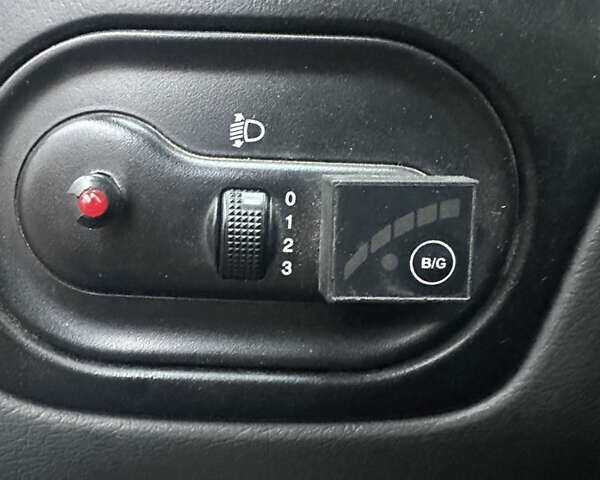 Серый Дэу Ланос, объемом двигателя 1.5 л и пробегом 210 тыс. км за 2200 $, фото 12 на Automoto.ua