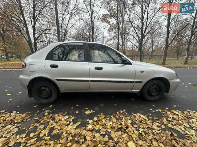 Серый Дэу Ланос, объемом двигателя 1.5 л и пробегом 210 тыс. км за 2200 $, фото 1 на Automoto.ua