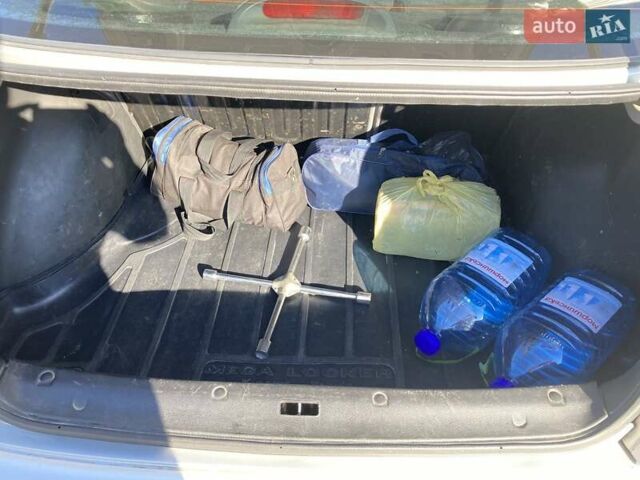 Сірий Деу Ланос, об'ємом двигуна 1.5 л та пробігом 235 тис. км за 2500 $, фото 9 на Automoto.ua